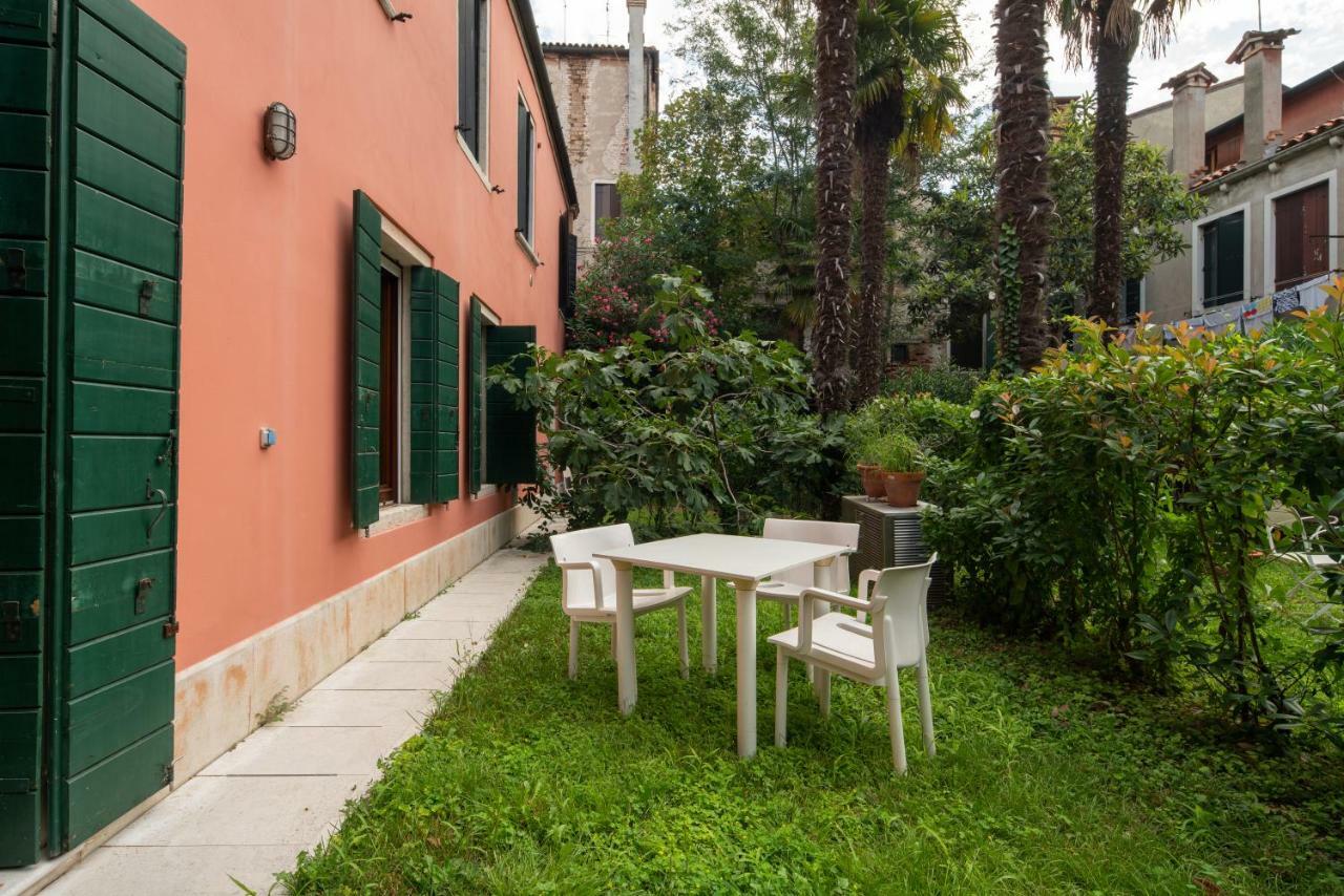 Garden Apartment Venice Luaran gambar