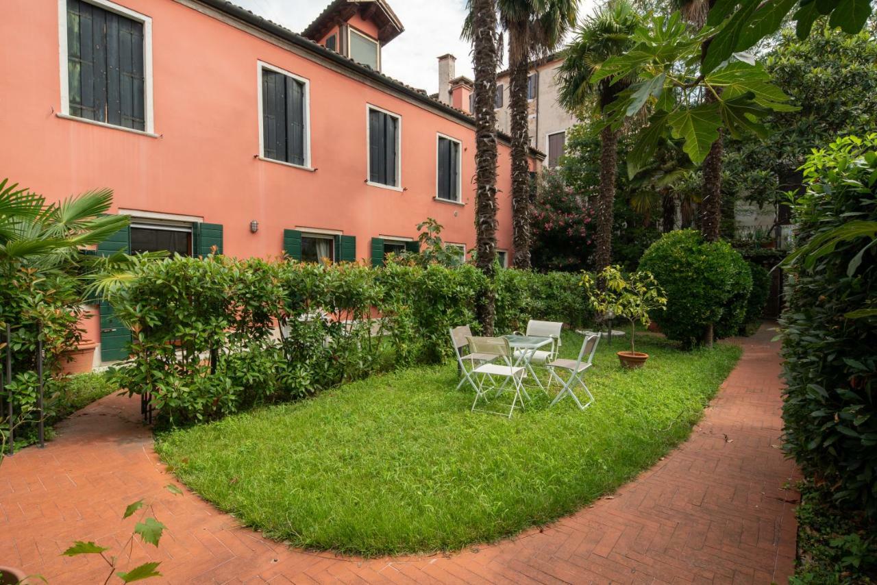 Garden Apartment Venice Luaran gambar
